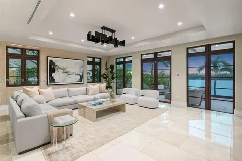 288 S Coconut Lane Miami Beach FL 33139