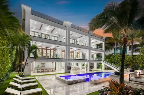 288 S Coconut Lane Miami Beach FL 33139