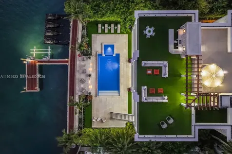 288 S Coconut Lane Miami Beach FL 33139
