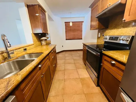 4990 NW 97th Place Doral FL 33178