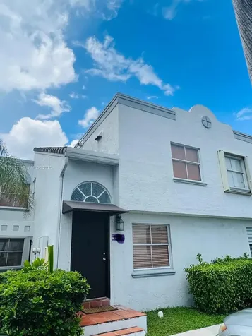 4990 NW 97th Place Doral FL 33178