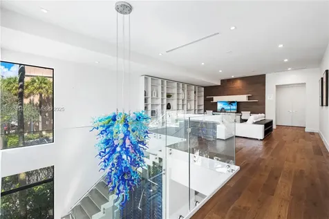 310 SE 11th Avenue Fort Lauderdale FL 33301