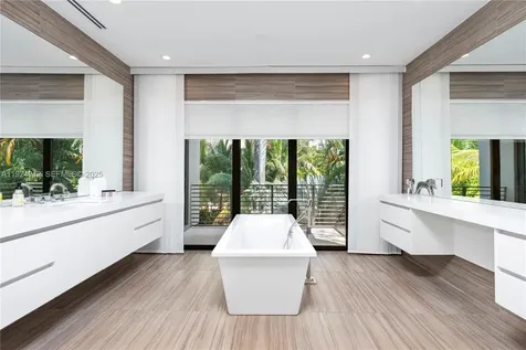 310 SE 11th Avenue Fort Lauderdale FL 33301