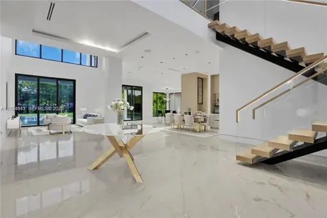 5903 SW 54th Court Davie FL 33314