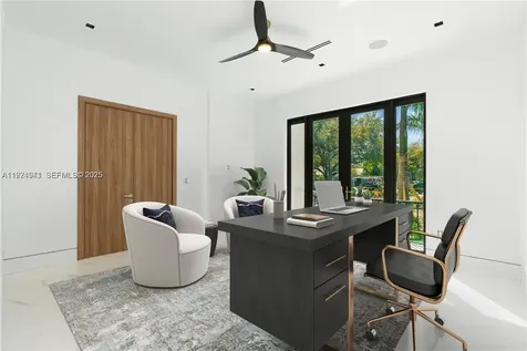 5903 SW 54th Court Davie FL 33314