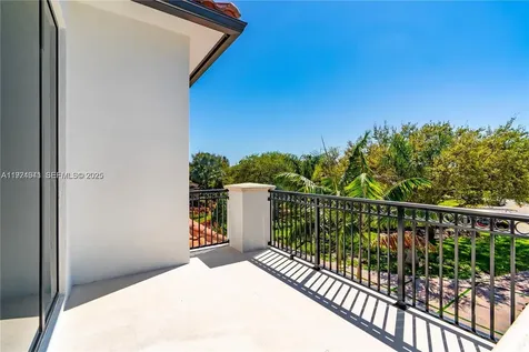 5903 SW 54th Court Davie FL 33314