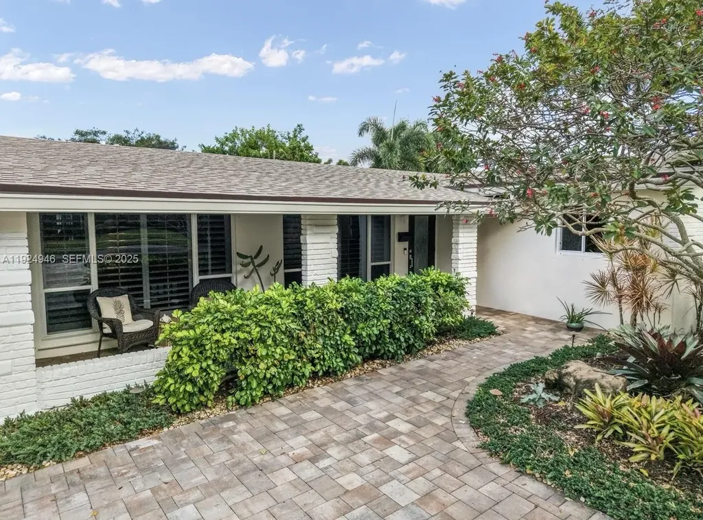 3517 Cleveland Street Hollywood FL 33021