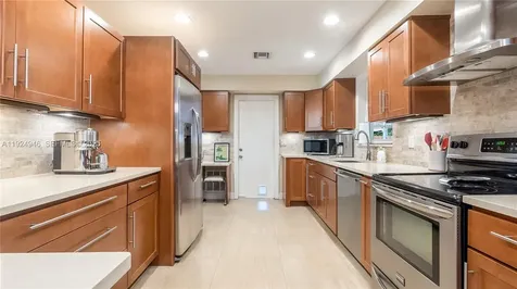 3517 Cleveland Street Hollywood FL 33021