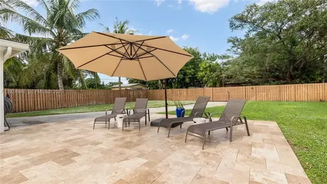 3517 Cleveland Street Hollywood FL 33021