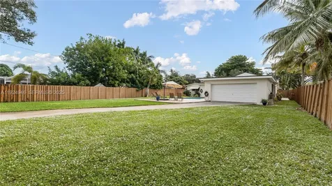 3517 Cleveland Street Hollywood FL 33021