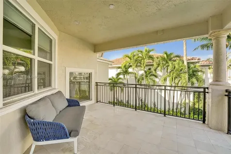 1575 Windjammer Way Hollywood FL 33019