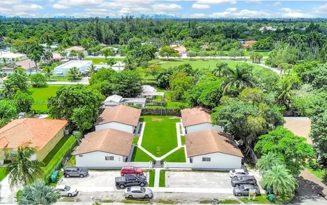 60 NW 161st Street Miami FL 33169