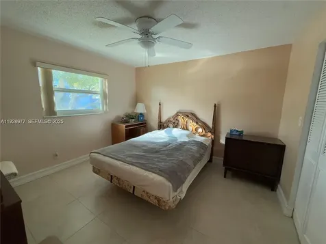 4270 NW 40th Street Lauderdale Lakes FL 33319