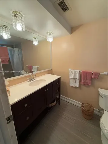 4270 NW 40th Street Lauderdale Lakes FL 33319