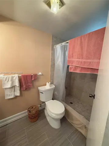 4270 NW 40th Street Lauderdale Lakes FL 33319