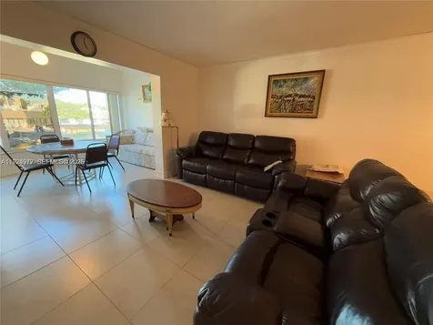 4270 NW 40th Street Lauderdale Lakes FL 33319