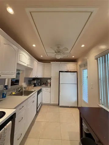 4270 NW 40th Street Lauderdale Lakes FL 33319