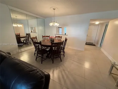 4270 NW 40th Street Lauderdale Lakes FL 33319