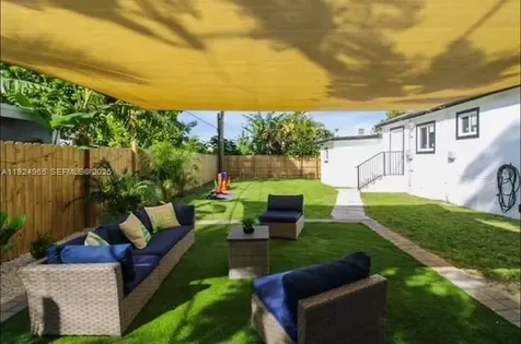 470 NE 110th Street Miami FL 33161