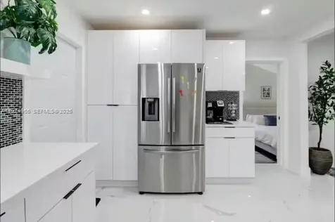 470 NE 110th Street Miami FL 33161