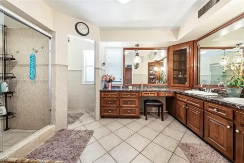 325 Bayberry Drive Plantation FL 33317