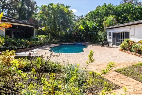 325 Bayberry Drive Plantation FL 33317