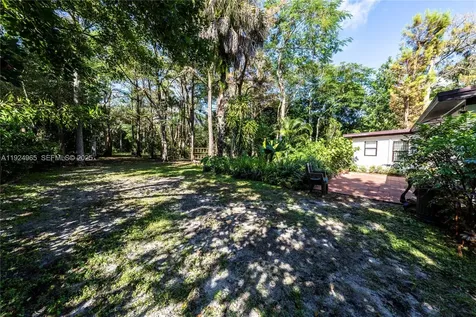 325 Bayberry Drive Plantation FL 33317
