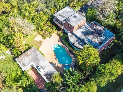 325 Bayberry Drive Plantation FL 33317