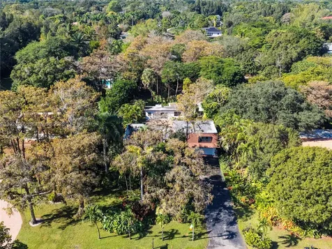 325 Bayberry Drive Plantation FL 33317