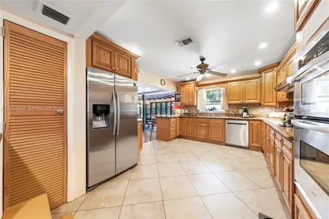 325 Bayberry Drive Plantation FL 33317