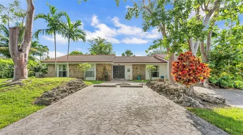9220 SW 94th Place Miami FL 33176