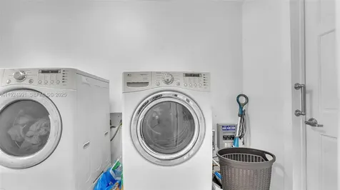 9220 SW 94th Place Miami FL 33176