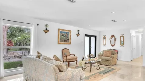 9220 SW 94th Place Miami FL 33176