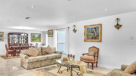 9220 SW 94th Place Miami FL 33176
