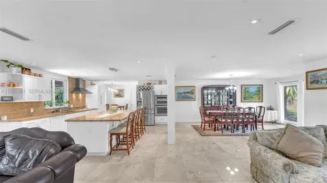 9220 SW 94th Place Miami FL 33176