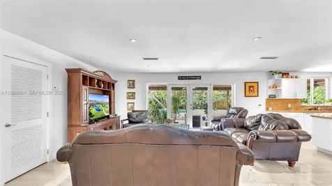 9220 SW 94th Place Miami FL 33176