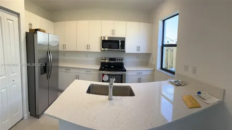 Homestead FL 33032