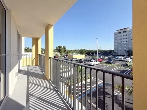 11239 NW 4th Terrace Sweetwater FL 33172