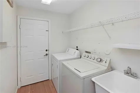 1923 Harbor View Circle Weston FL 33327
