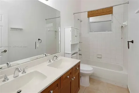 1923 Harbor View Circle Weston FL 33327