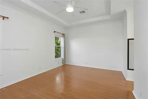 1923 Harbor View Circle Weston FL 33327
