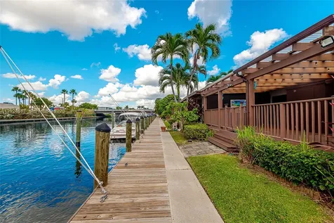 2621 S Parkview Drive Hallandale Beach FL 33009