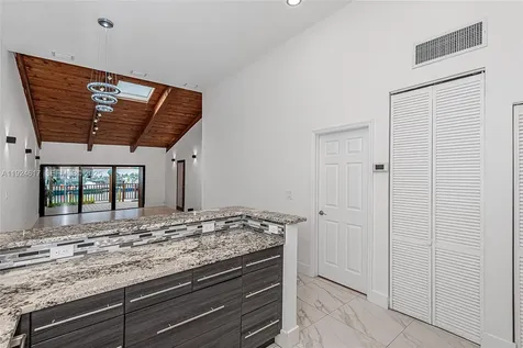 2621 S Parkview Drive Hallandale Beach FL 33009