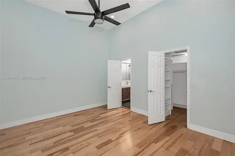 2621 S Parkview Drive Hallandale Beach FL 33009