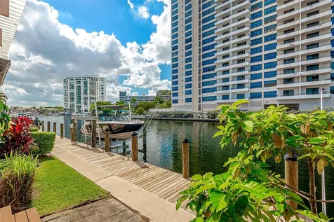 2621 S Parkview Drive Hallandale Beach FL 33009