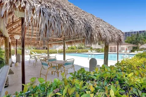 2621 S Parkview Drive Hallandale Beach FL 33009