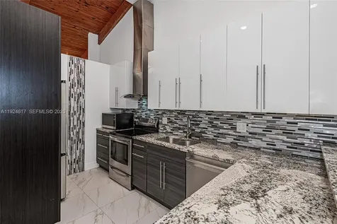 2621 S Parkview Drive Hallandale Beach FL 33009