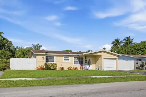 2211 NW 46th Avenue Lauderhill FL 33313
