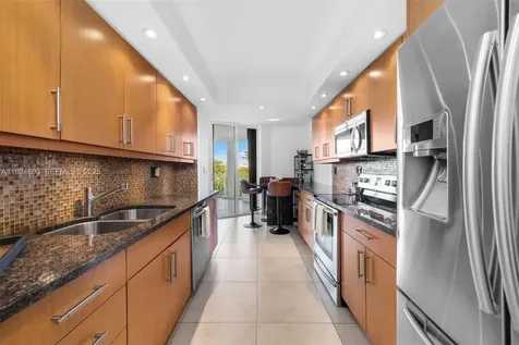 4000 Towerside Terrace Miami FL 33138
