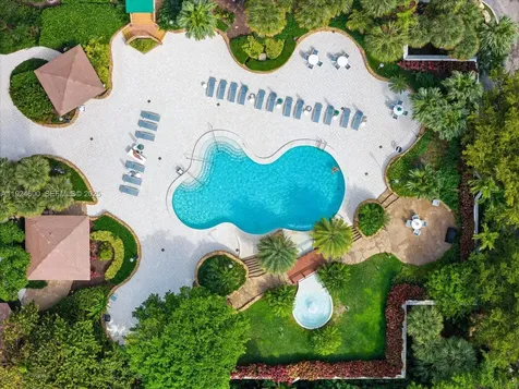 4000 Towerside Terrace Miami FL 33138